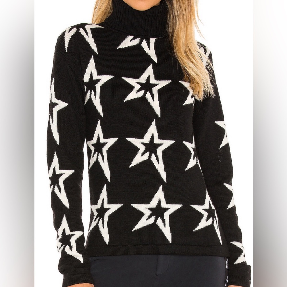 COPY - COPY - Black turtleneck sweater Perfect Moment M